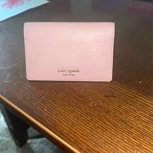 Wallet Kate spade mauve color